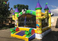 زمین بازی زرد در فضای باز بادی با قلعه کوچک تفریحی کوچک تفریحی مخصوص کودکان و نوجوانان